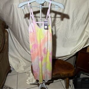 Tie-Dye nightgown NWT 0062